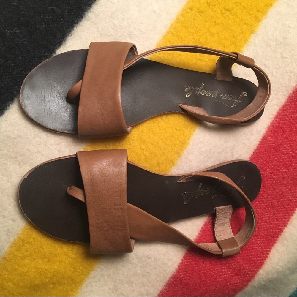 [EUC] FREE PEOPLE : Brown Leather Sandals